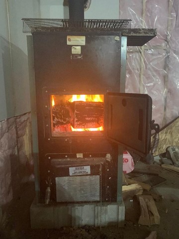 24 inch Garage or Shop Furnace Firewood For Sale in York Region